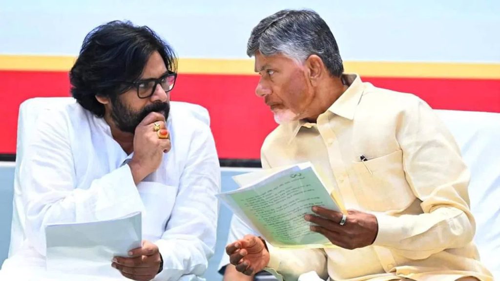 చంద్రబాబు సర్కార్ మరో ముందడుగు.. 3 ఉచిత సిలిండర్ల పథకంపై కేబినెట్ చర్చ..!